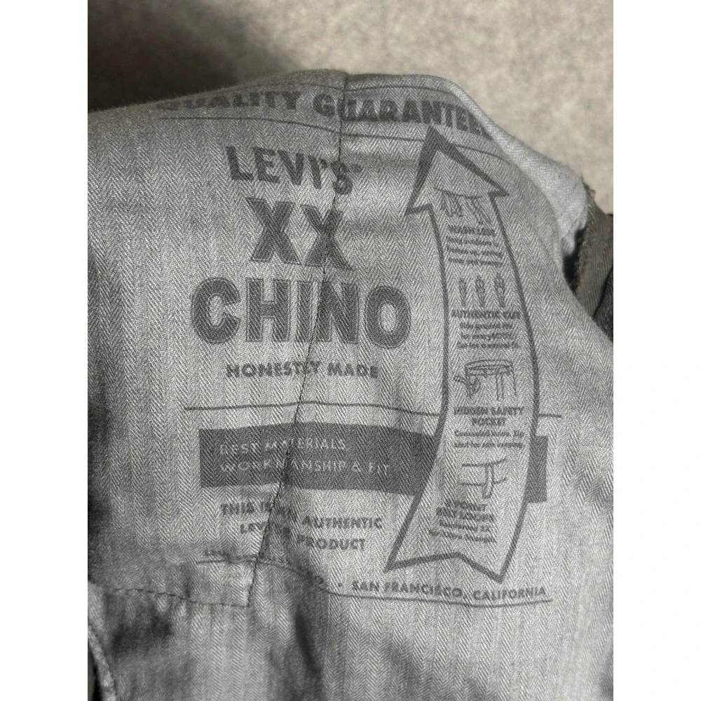 Levis labeled 34x30
